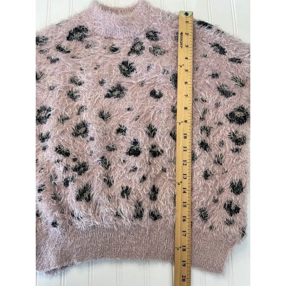 Candie's Blush Pink Cheetah Print High Neck Fuzzy Sweater Soft Size Womens Small - Picture 4 of 7